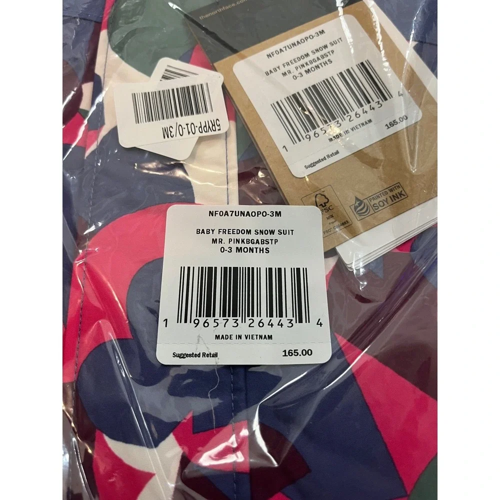 NEW‎ The North Face Baby Freedom Snow Suit 0-3 Months Pink Abstract NF0A7UNA